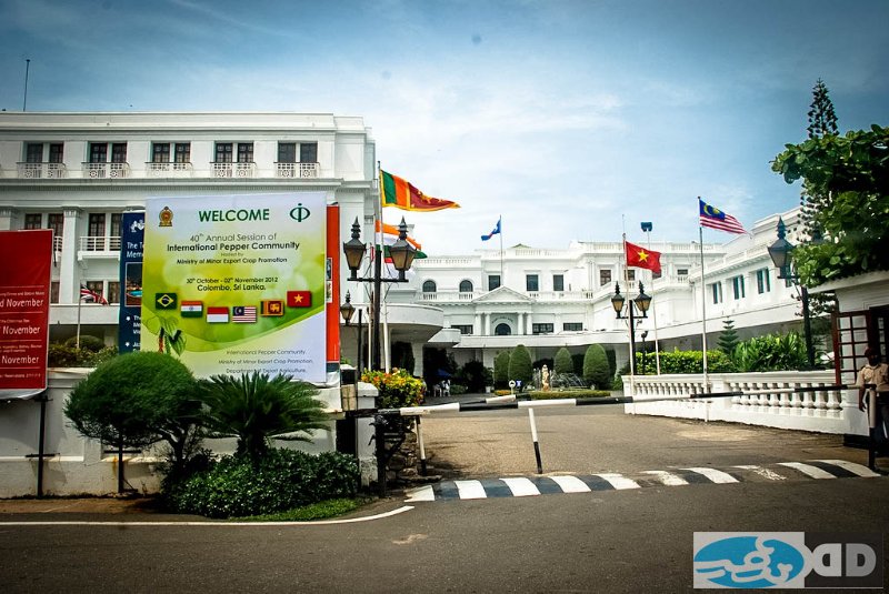8-hotel-premises.jpg